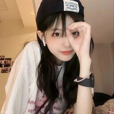 蒙娜丽莎与血月